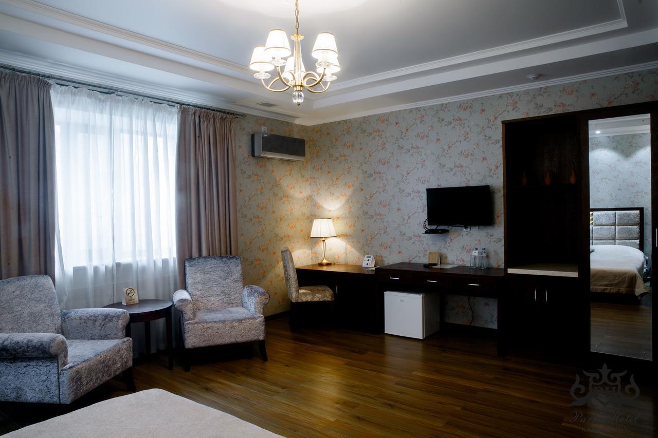 Park Hotel 卡拉甘达 外观 照片